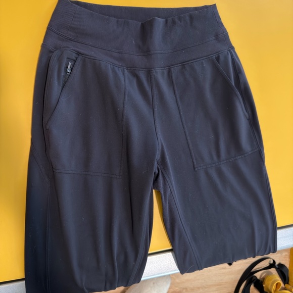 Athleta Black Venice Joggers - Size Small - Picture 6 of 8